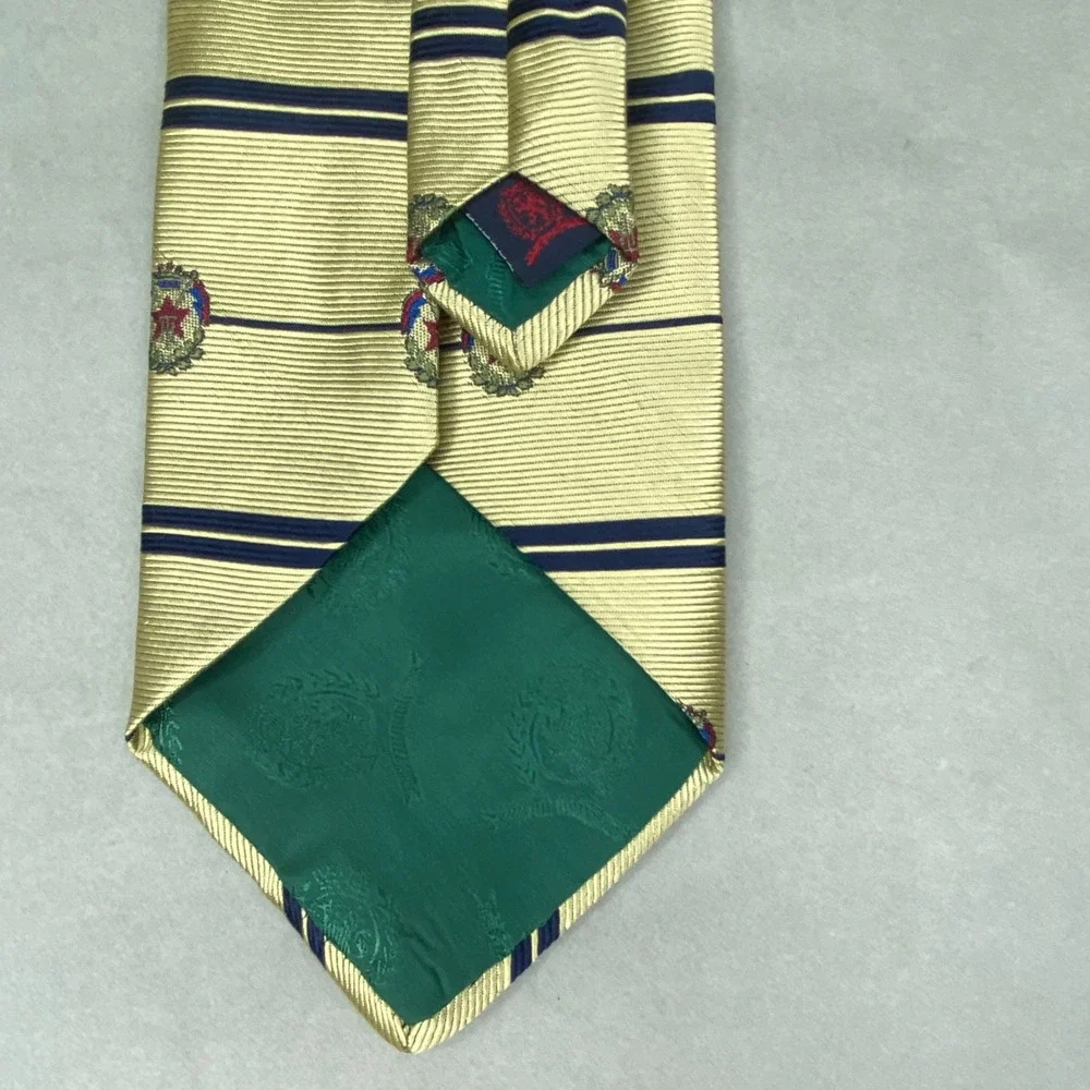 VTG‎ Tommy Hilfiger Silk Tie Mens Crest Striped Preppy Old Money Aesthetic 58x4
